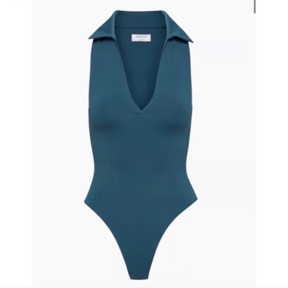 Aritzia Sleeveless V-Neck Meryl Bodysuit in Herbage Green